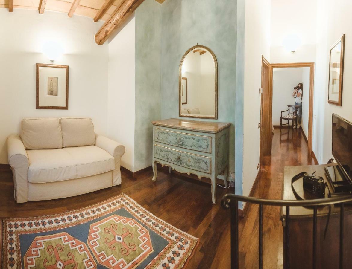 Agriturismo Le Anfore Sarteano Luaran gambar