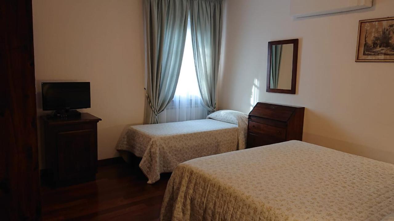 Agriturismo Le Anfore Sarteano Luaran gambar